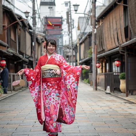 Capturing the Essence of Kyoto: A Magical Photography Trip